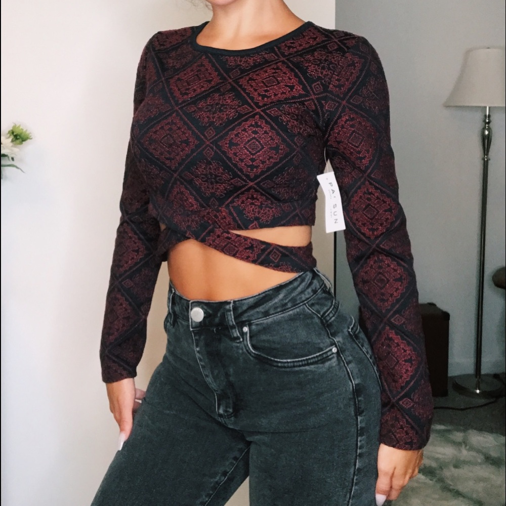 Kendall and Kylie long sleeve - Picture 6 of 11